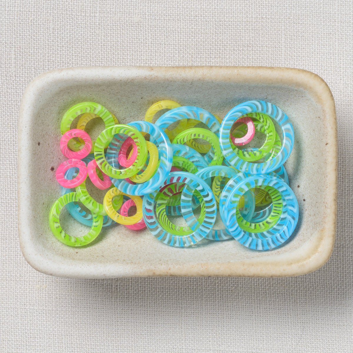 ChiaoGoo Stitch Markers 4 Sizes (10/Size) 5 - 15 mm (Bag of 3)