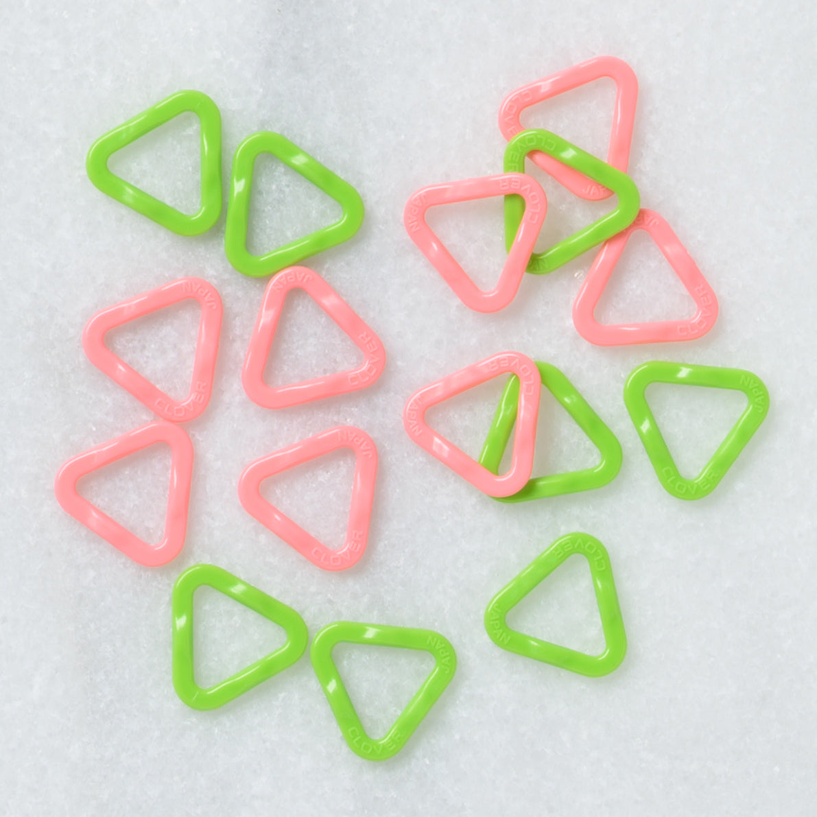Clover Stitch Markers Triangle (Small) (Bag of 3)