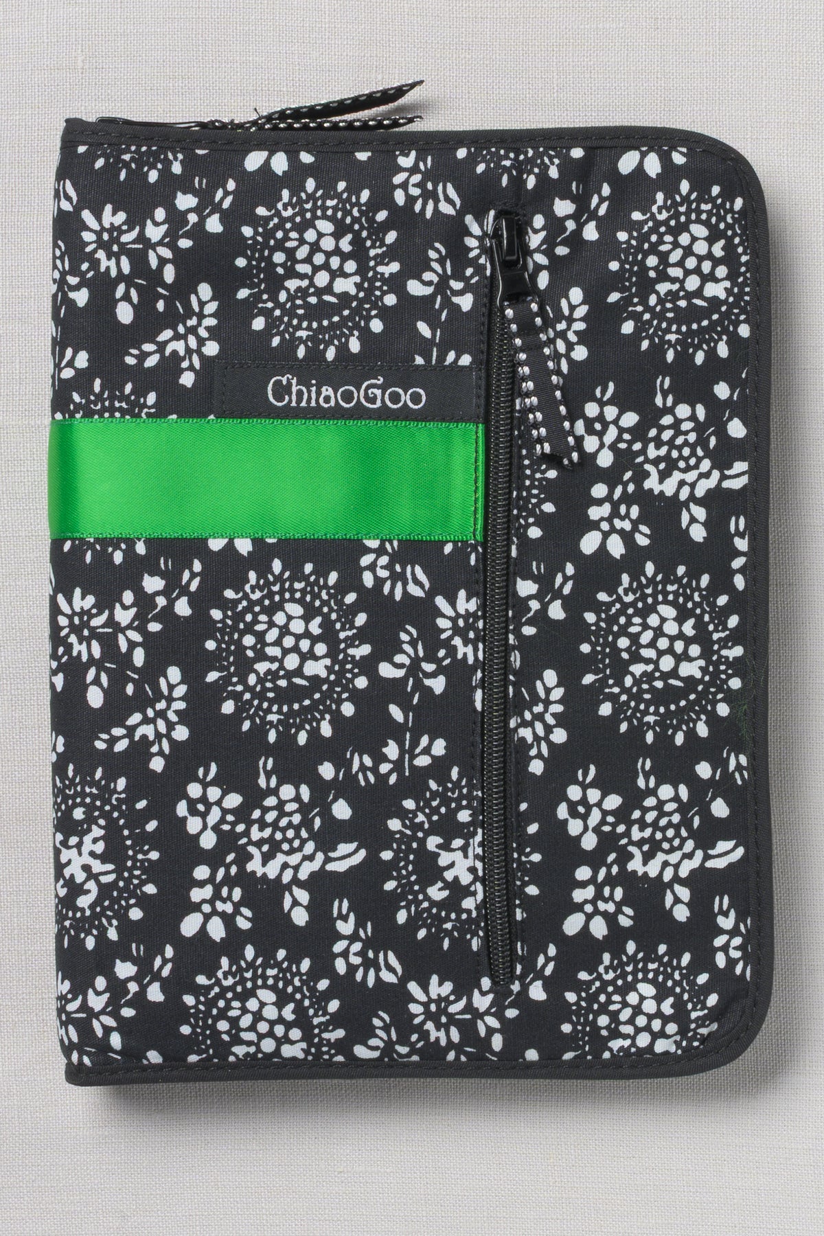 ChiaoGoo SPIN Bamboo Small 4" (10 cm) [S] US 2-8 (2.75-5 mm)