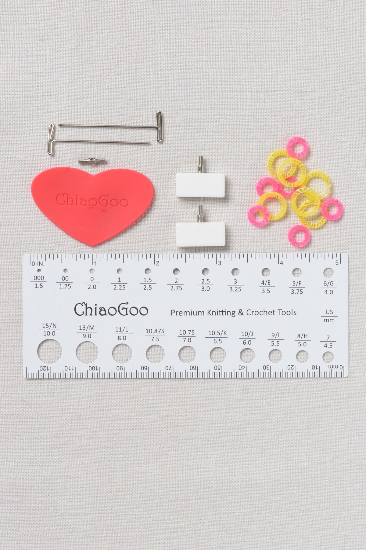 ChiaoGoo SPIN Bamboo Small 4" (10 cm) [S] US 2-8 (2.75-5 mm)