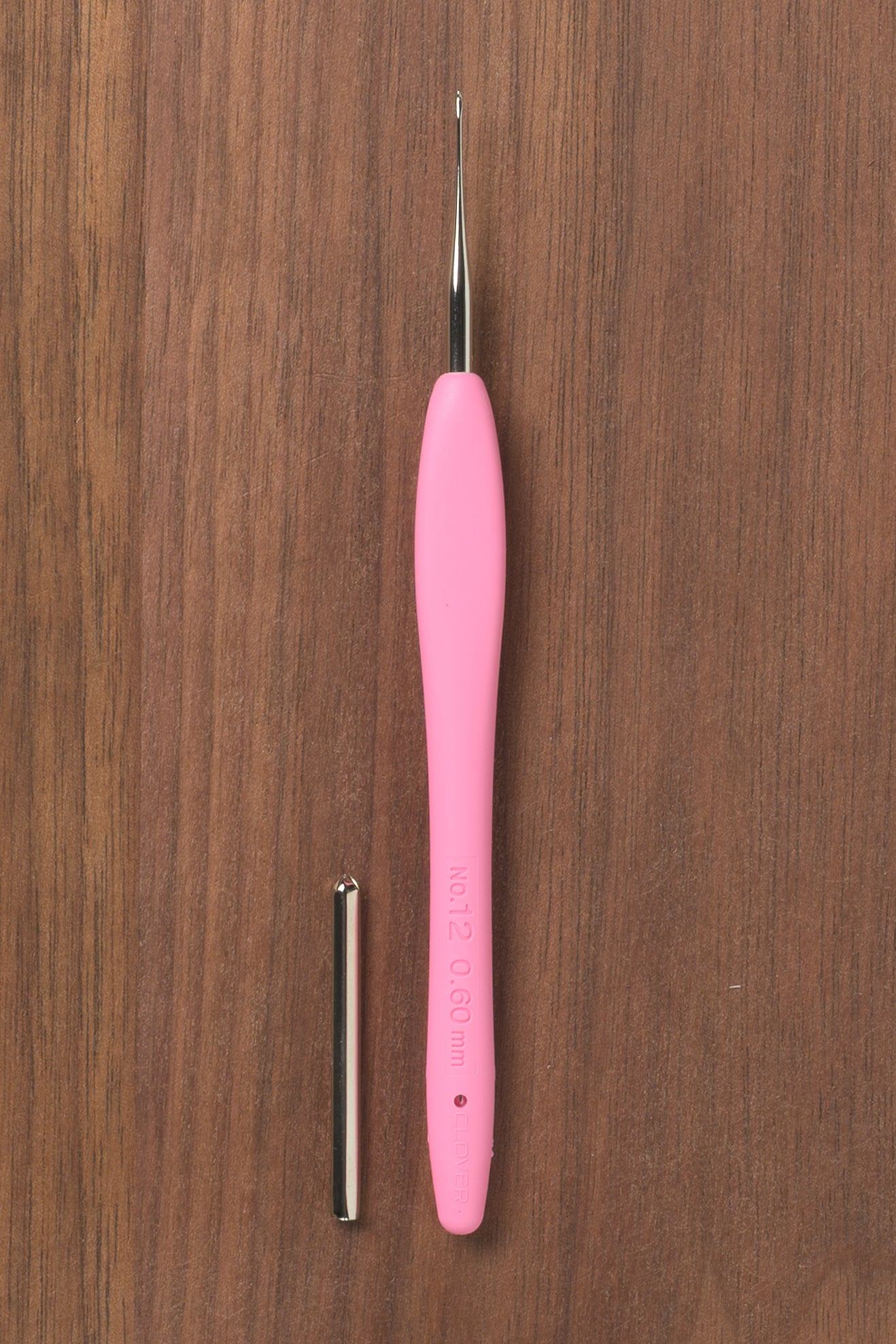 Clover Amour Steel Crochet Hook
