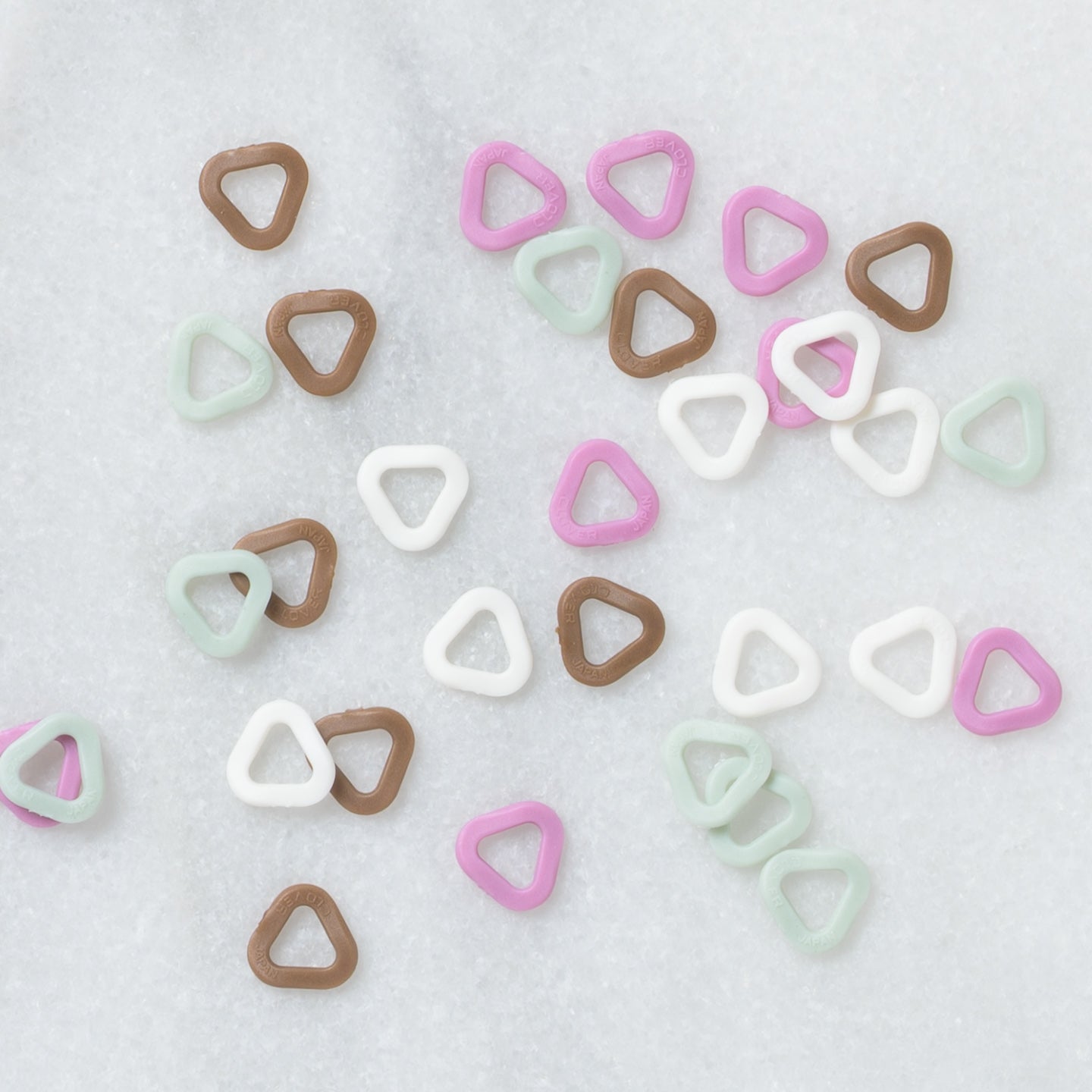 Clover Soft Stitch Markers Triangle (Extra Small) (Bag of 3)