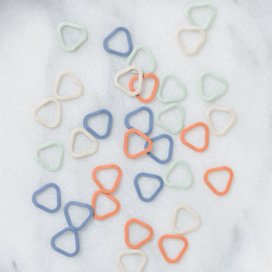 Clover Soft Stitch Markers Triangle (Medium) (Bag of 3)