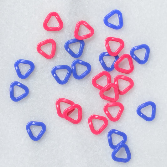 Clover Stitch Markers Triangle (Extra Small) (Bag of 3)