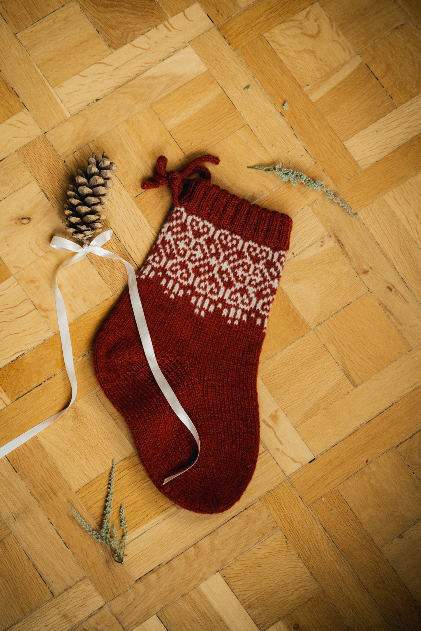 Jul No 4 by Augustins for Hillesvåg