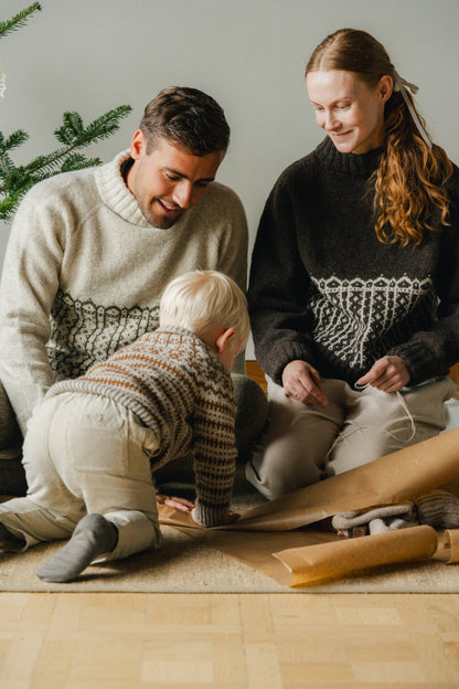 Jul No 7 by Augustins for Hillesvåg