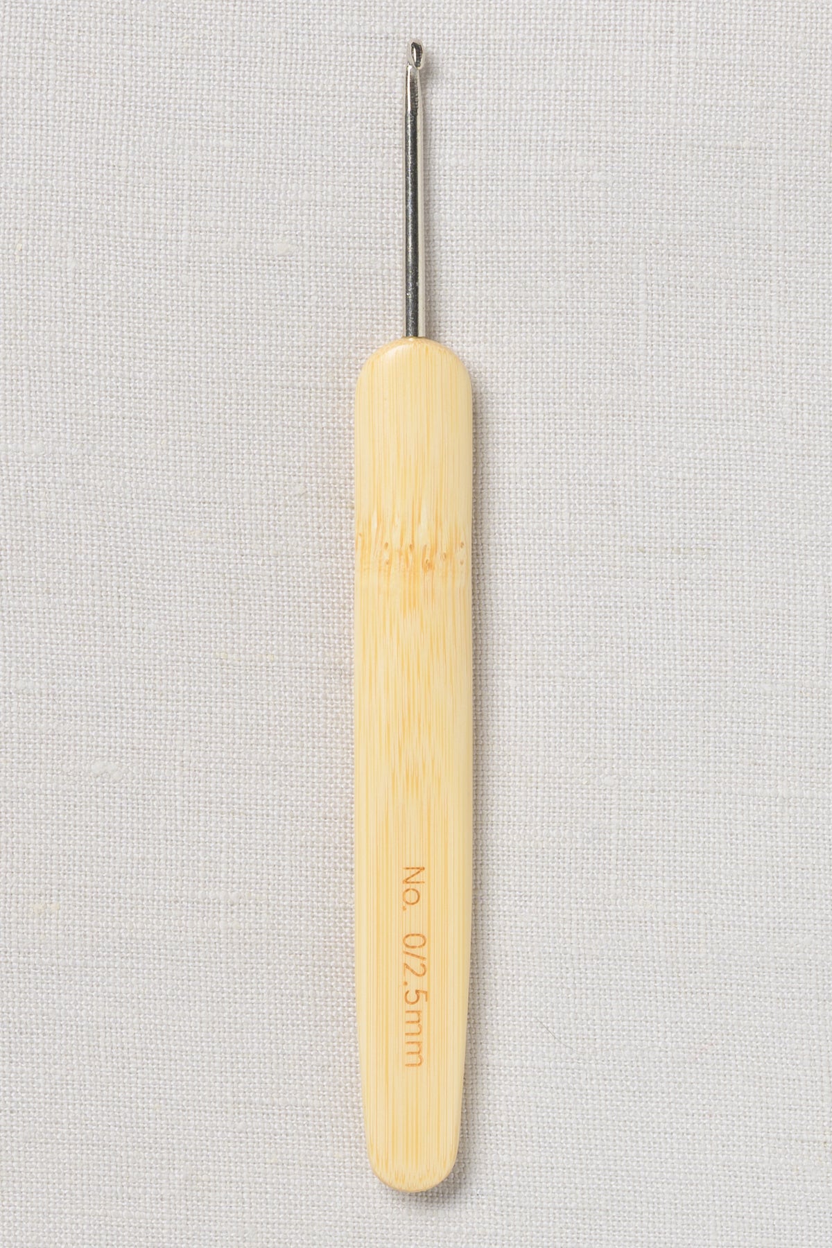 ChiaoGoo Metal Head Crochet Hook 5.5" (14 cm) Natural