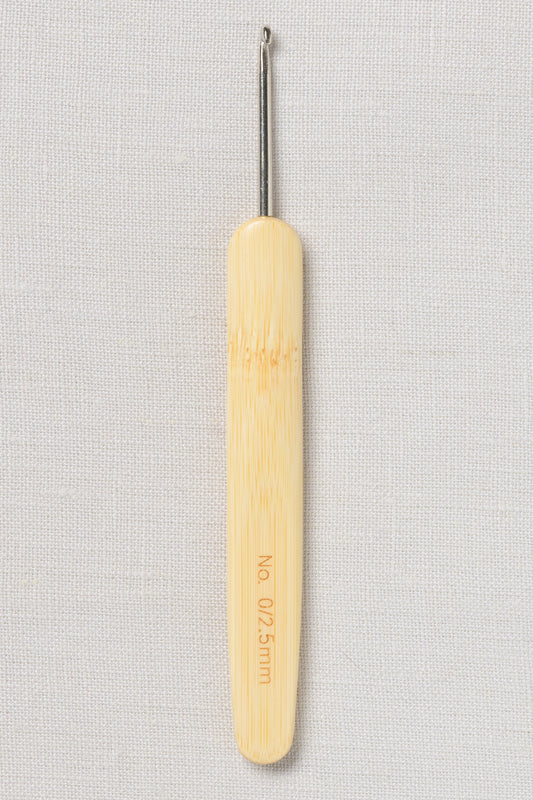 ChiaoGoo Metal Head Crochet Hook 5.5" (14 cm) Natural