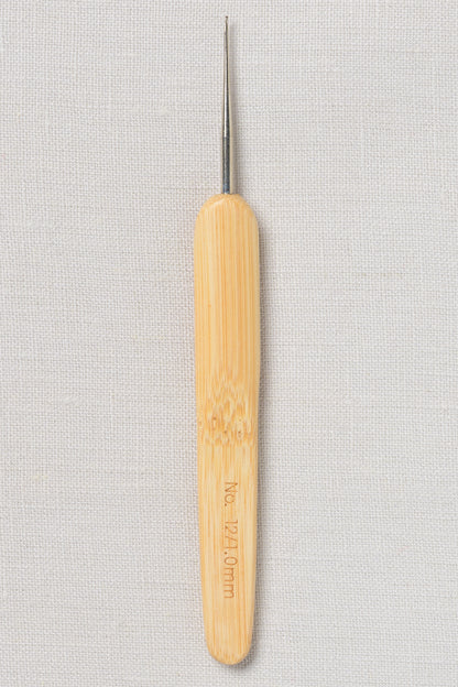 ChiaoGoo Metal Head Crochet Hook 5.5" (14 cm) Natural