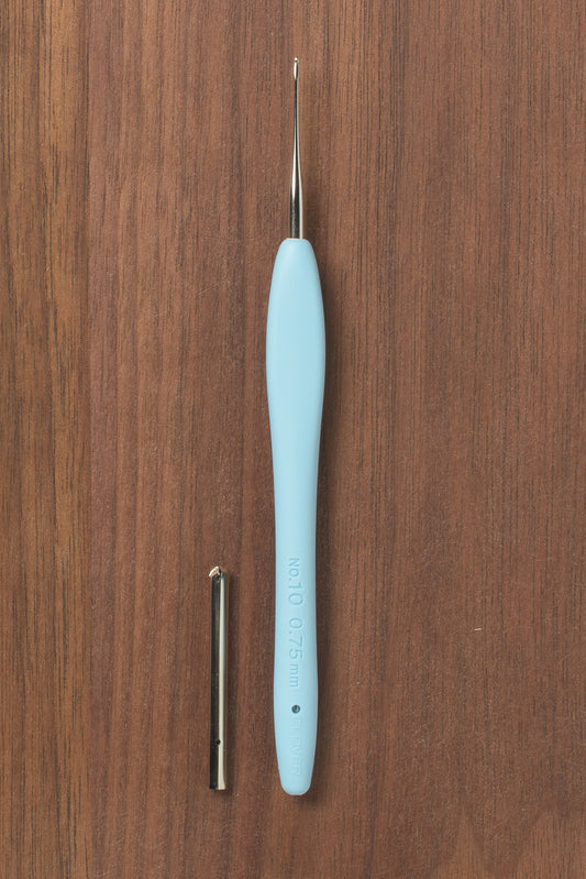 Clover Amour Steel Crochet Hook