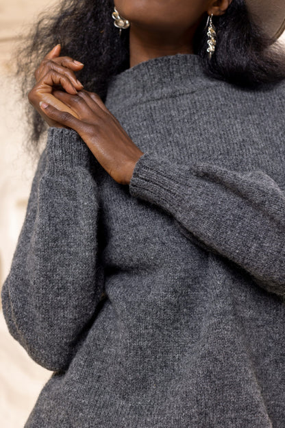 Solsikke sweaterdress by Hillesvåg