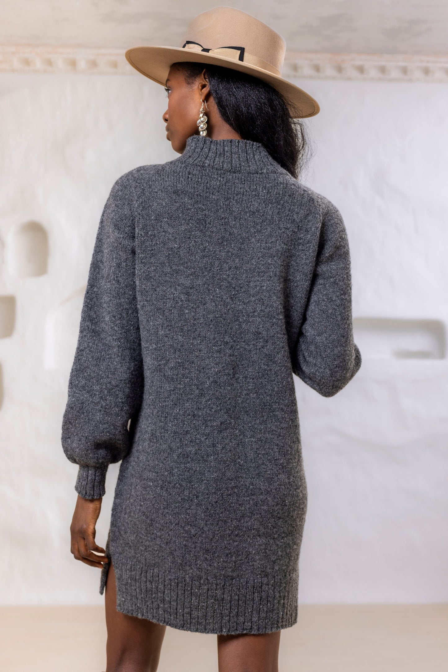 Solsikke sweaterdress by Hillesvåg