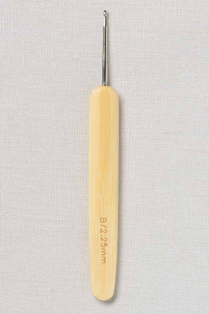 ChiaoGoo Metal Head Crochet Hook 5.5" (14 cm) Natural