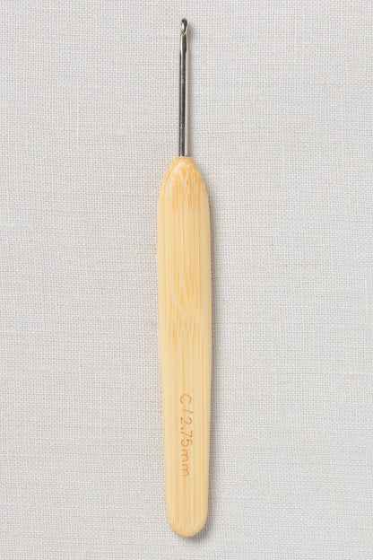 ChiaoGoo Metal Head Crochet Hook 5.5" (14 cm) Natural