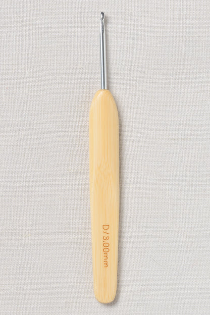ChiaoGoo Metal Head Crochet Hook 5.5" (14 cm) Natural