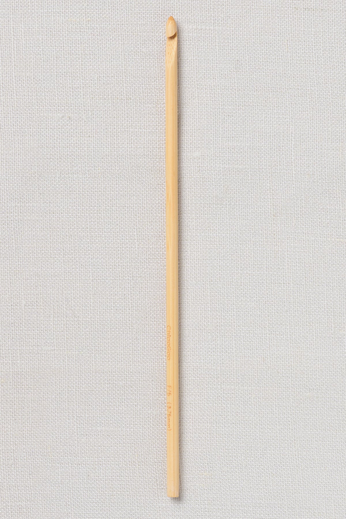 ChiaoGoo Bamboo Crochet Hook 6" (15 cm) Natural