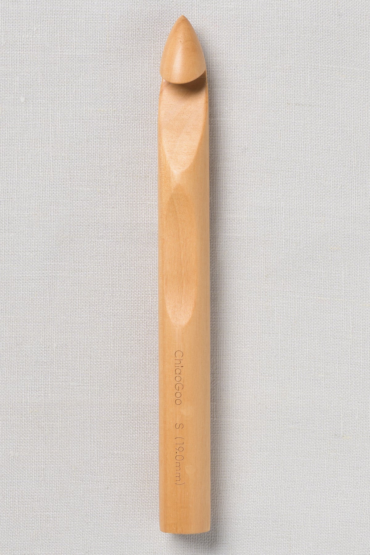 ChiaoGoo Wood Crochet Hook 7.5" (19 cm) Patina